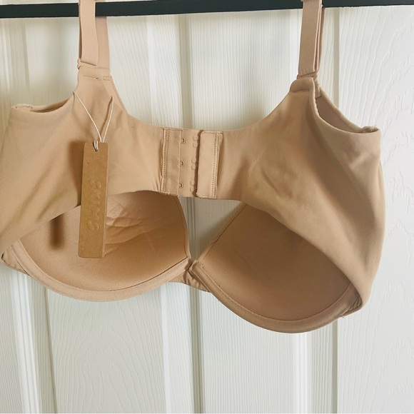 SKIMS Fits Everybody super push up Bra 36DDD - Picture 3 of 4